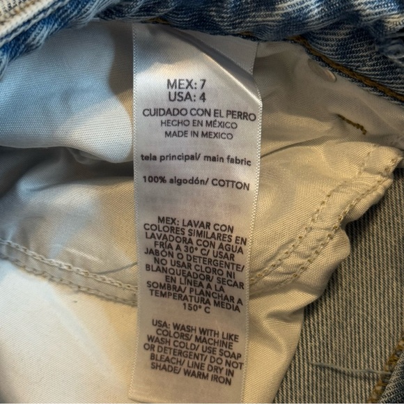 Cuidado Con El Perro Women’s Light Wash Straight Denim Jeans 100% Cotton Size 4 - Picture 11 of 15